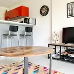 #d1 The Red One Sofa Bed Near Gem Train Station *