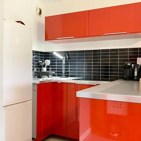 #d1 The Red One Sofa Bed Near Gem Train Station Apartment Grenoble