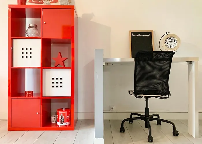 Apartman #d1 The Red One Sofa Bed Near Gem Train Station Grenoble