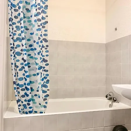 #d1 The Red One Sofa Bed Near Gem Train Station 公寓 格勒诺布尔